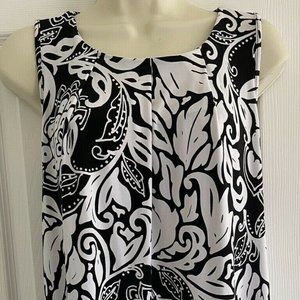White House Black Market WHBM Size Medium Blouse Sleeveless Top M Pockets